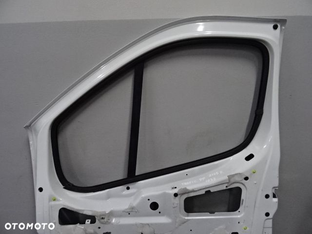 DRZWI PRAWY PRZÓD PRAWE PRZEDNIE  RENAULT TRAFIC II 01-06 LAK:OD31 NR413 - 11