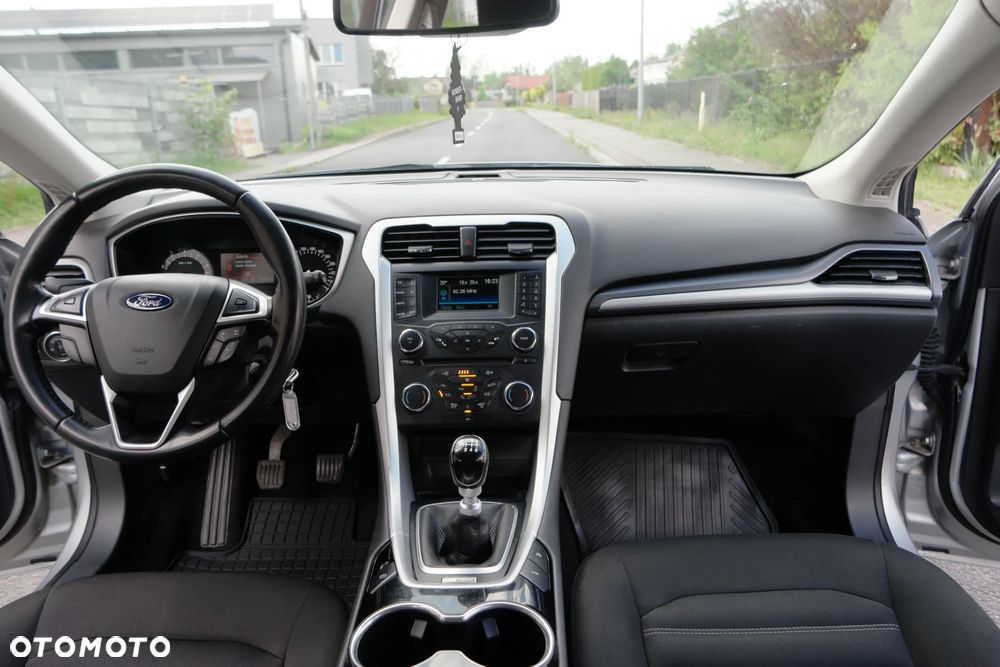 Ford Mondeo - 25