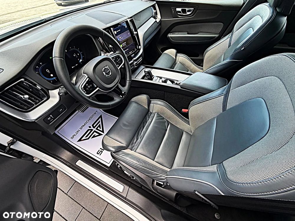 Volvo XC 60 B4 D AWD Geartronic RDesign - 22