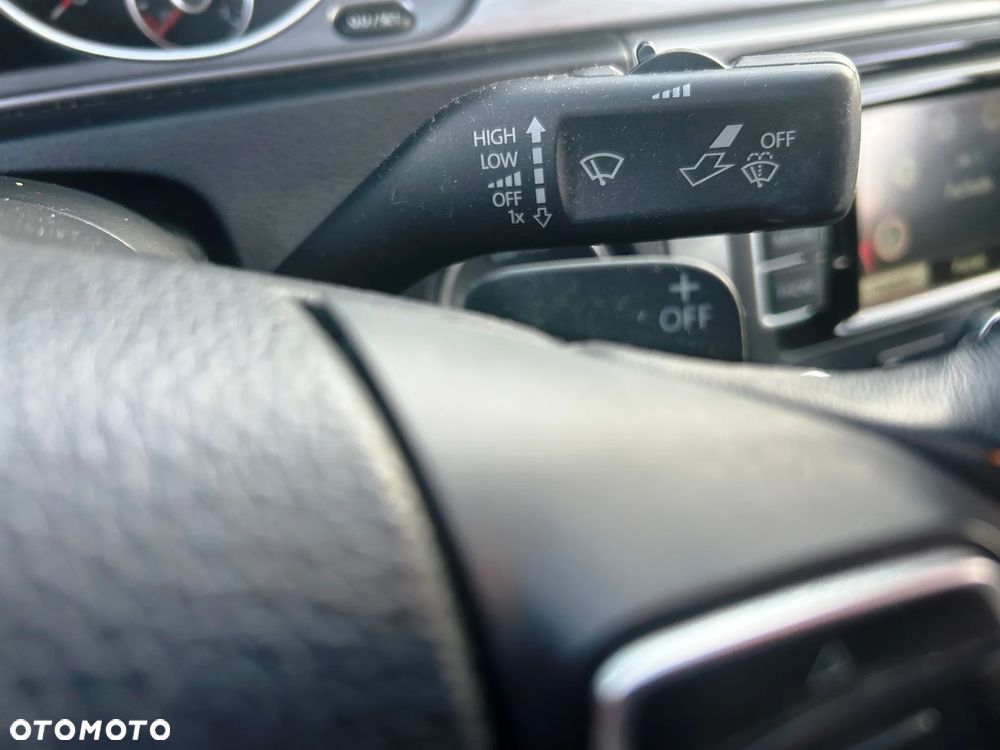 Volkswagen Passat 2.0 TDI Highline DSG - 16