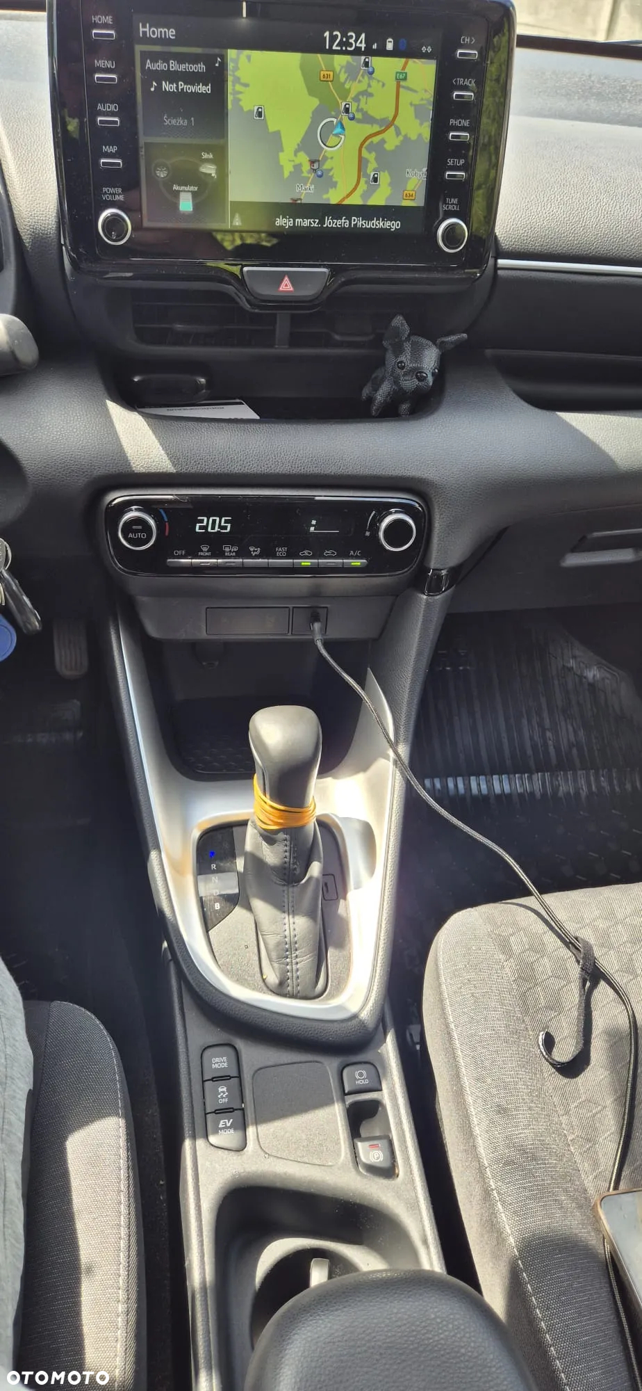 Toyota Yaris Hybrid 1.5 VVT-i Comfort - 21