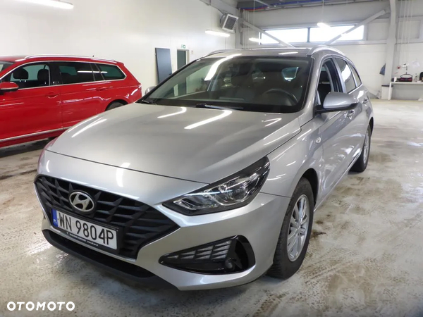 Hyundai i30 1.5 DPI Classic +