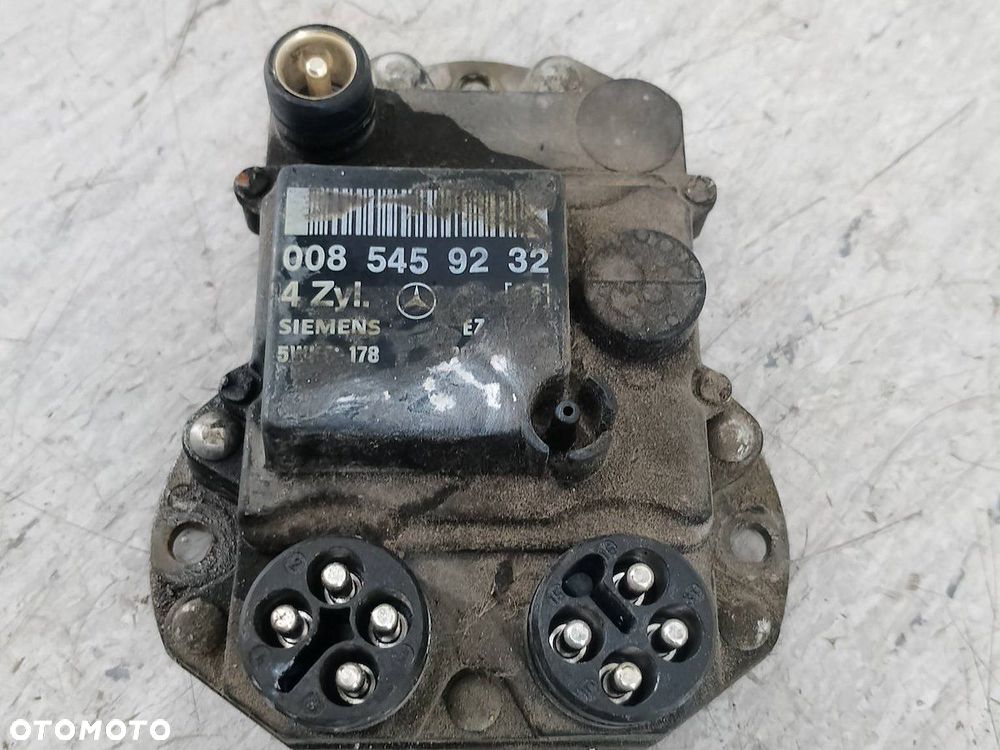 MODUŁ ZAPŁONOWY MERCEDES-BENZ W201 ( 82-93 ) 0085459232 2.0 - 2