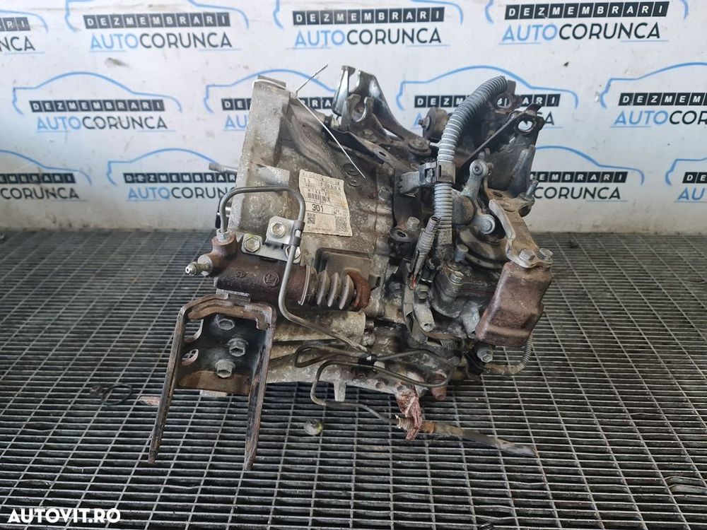 Cutie de viteze Toyota RAV 4 III 2.2 D - 4D 2006 - 2012 150CP Manuala 6 Trepte 2AD - FHV ... - 2