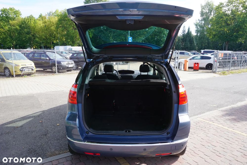 Citroën C4 Picasso 1.6 HDi FAP ESG6 Style - 5