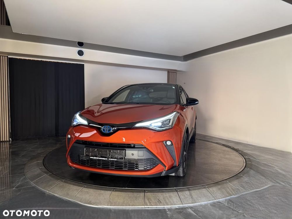 Toyota C-HR 2.0 Lounge - 1