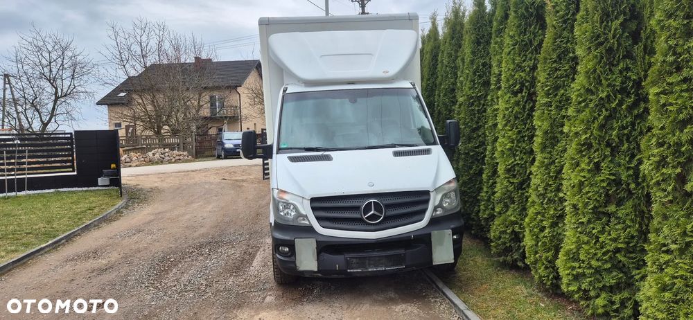 Mercedes-Benz Sprinter - 2