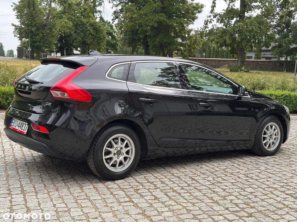 Volvo V40 D2 Summum - 17