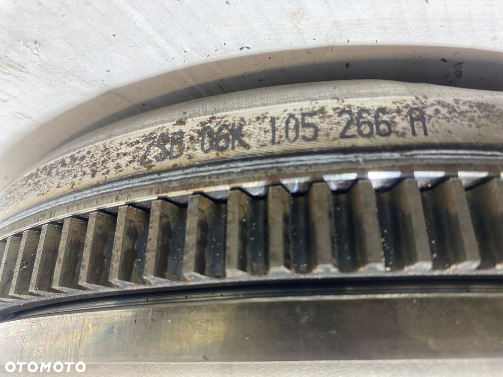 KOŁO DWUMASOWE SPRZĘGŁO AUDI VW 2.0 TFSI 06K105266A - 3