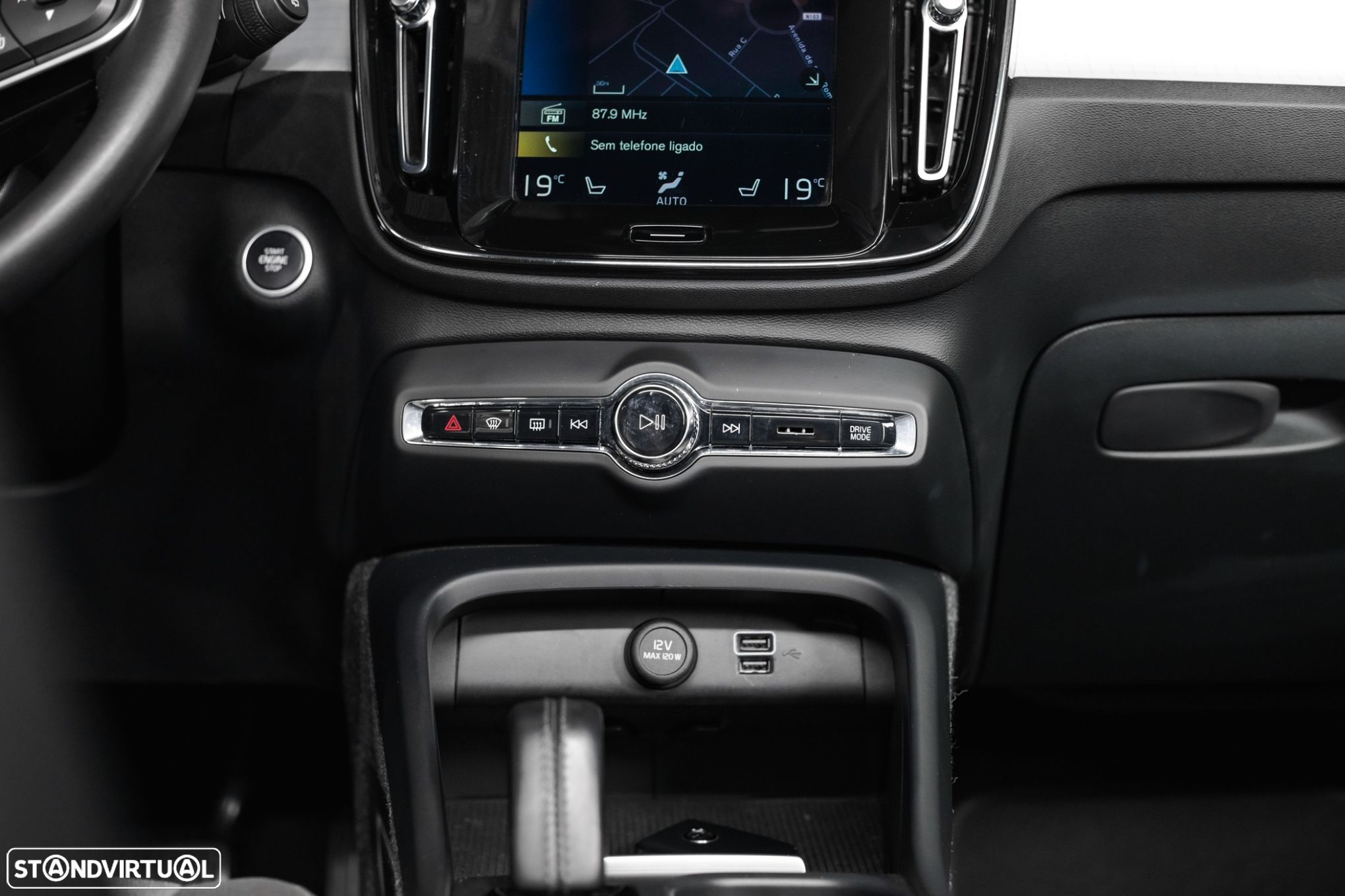 Volvo XC 40 1.5 T4 PHEV Inscription Expression - 32