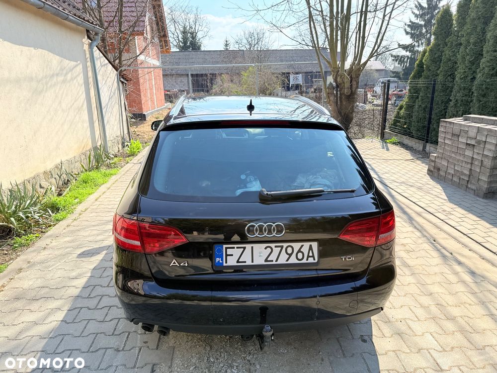 Audi A4 Avant - 5
