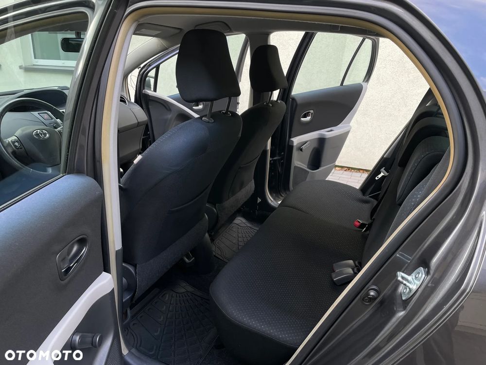 Toyota Yaris 1.33 Sol - 16