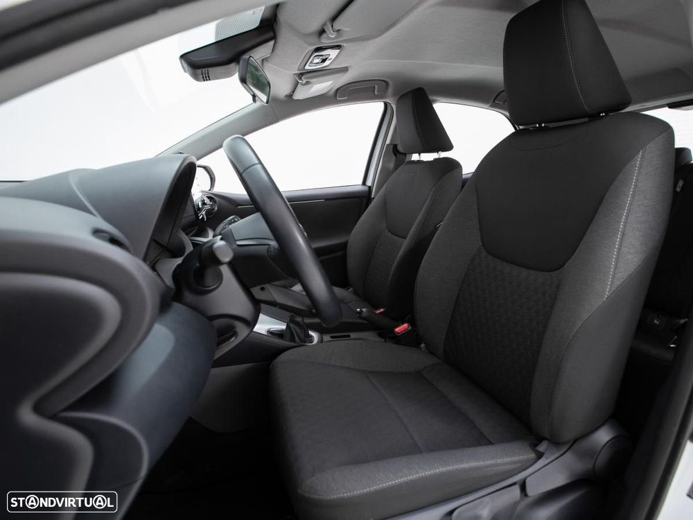 Toyota Yaris 1.5 VVT-i Exclusive - 8