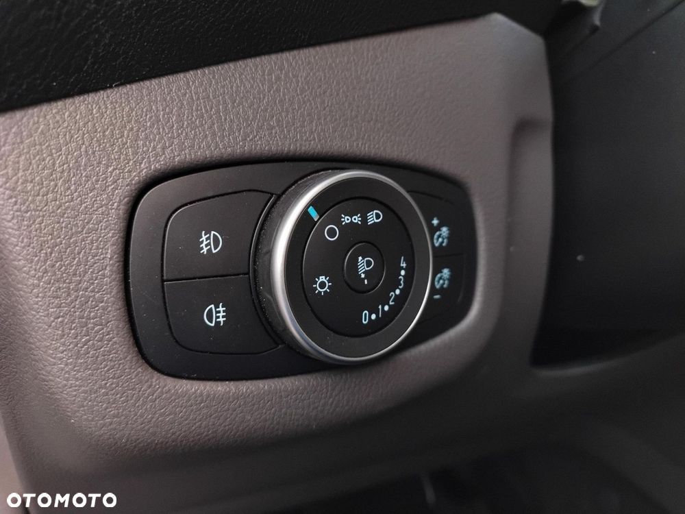 Ford transit-connect - 15