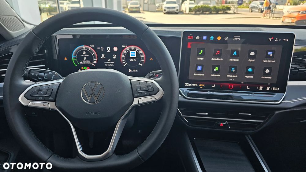 Volkswagen Passat - 20