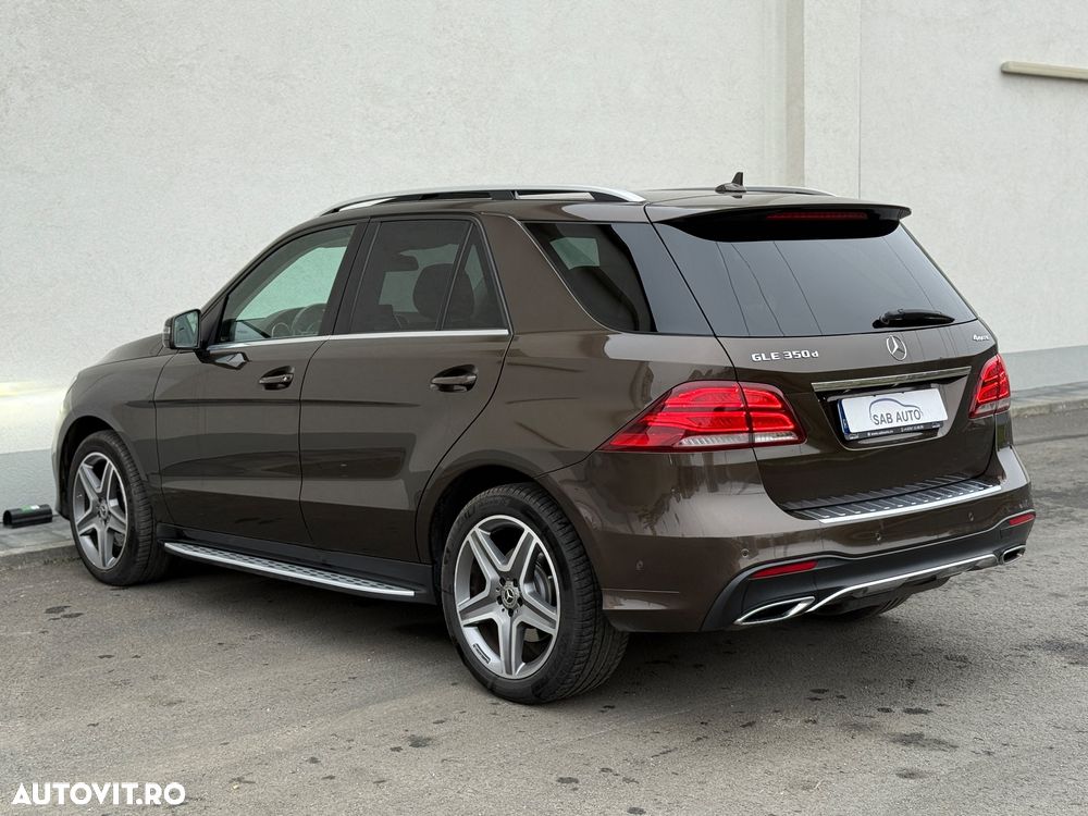 Mercedes-Benz GLE - 25