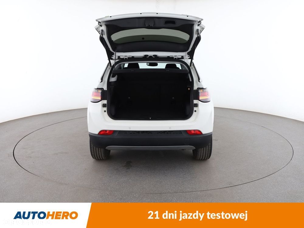 Jeep Compass - 16