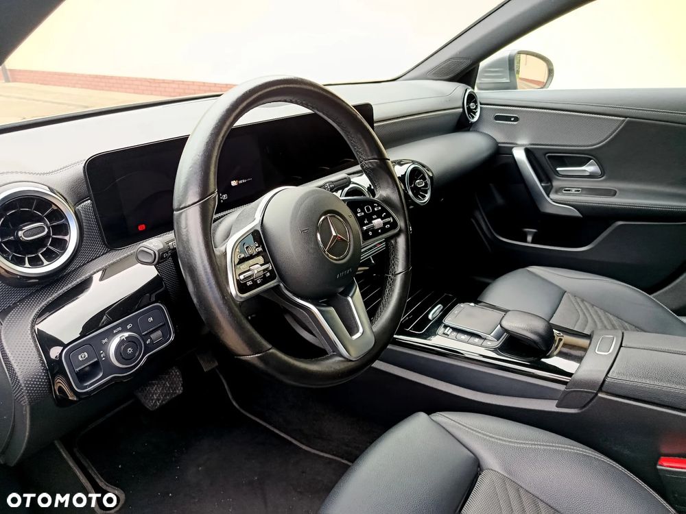 Mercedes-Benz CLA - 15