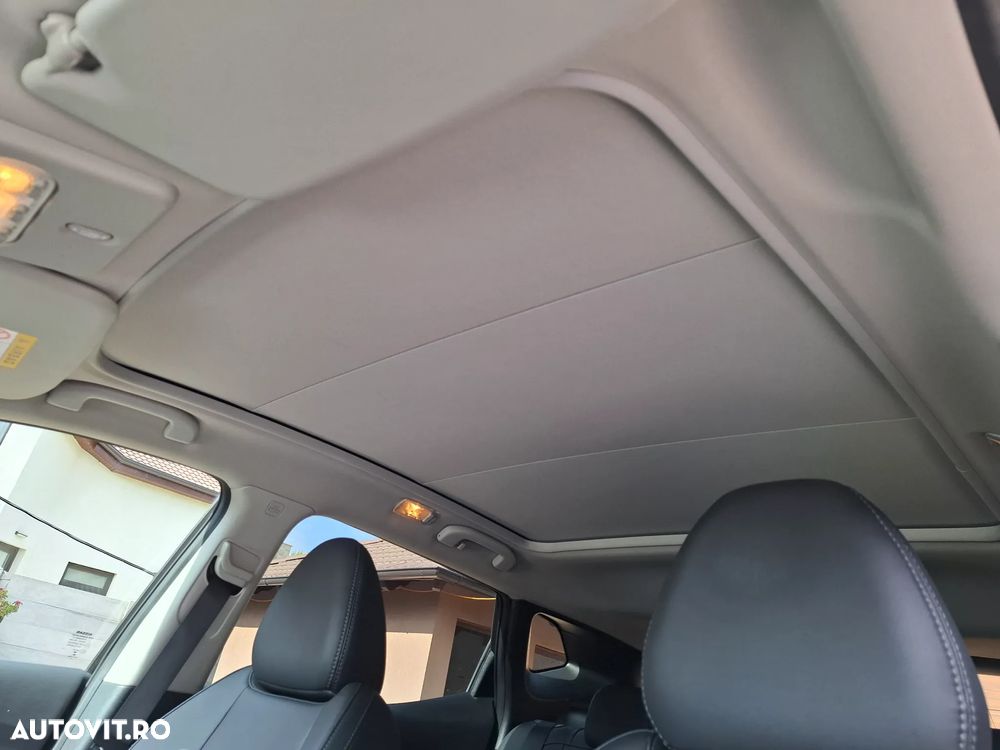 Nissan Qashqai 1.7 dCi Xtronic ALL-MODE 4x4i TEKNA - 16