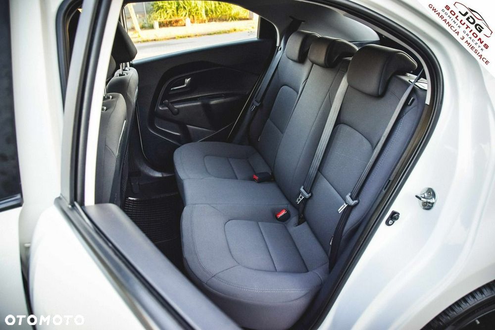 Kia Rio 1.2 Edition 7 - 34