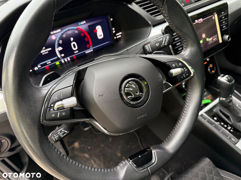 Skoda Superb 2.0 TDI Style DSG7 - 17