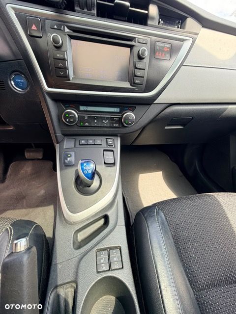 Toyota Auris 1.8 HSD Prestige NAVI - 15
