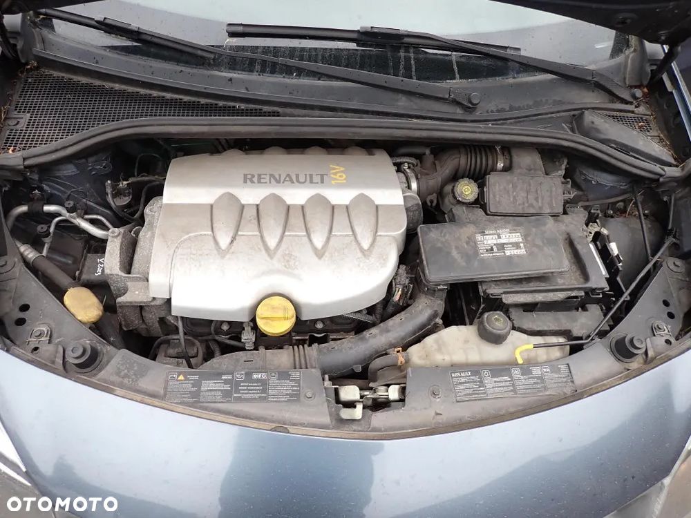 CZĘŚCI - Renault Clio III 1,6 16V 88KM K4M804 HB 5D 5B JH3131 LAKIER TEJ47 2006r. INDEX - 9420 - 6