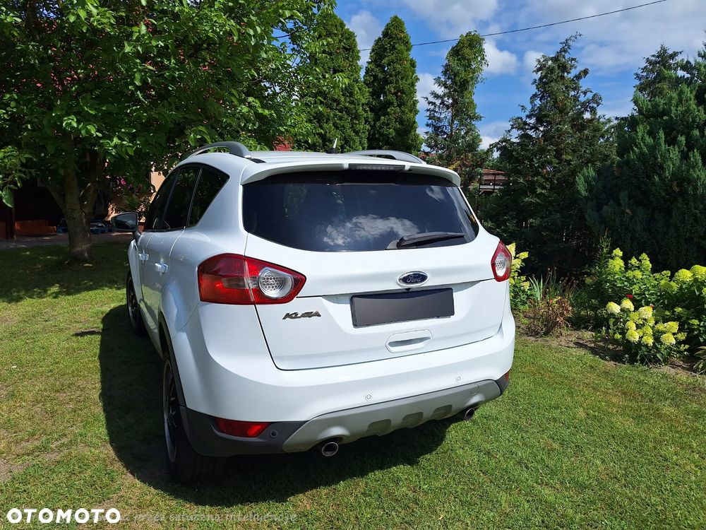 Ford Kuga 2.0 TDCi 2x4 Trend - 4
