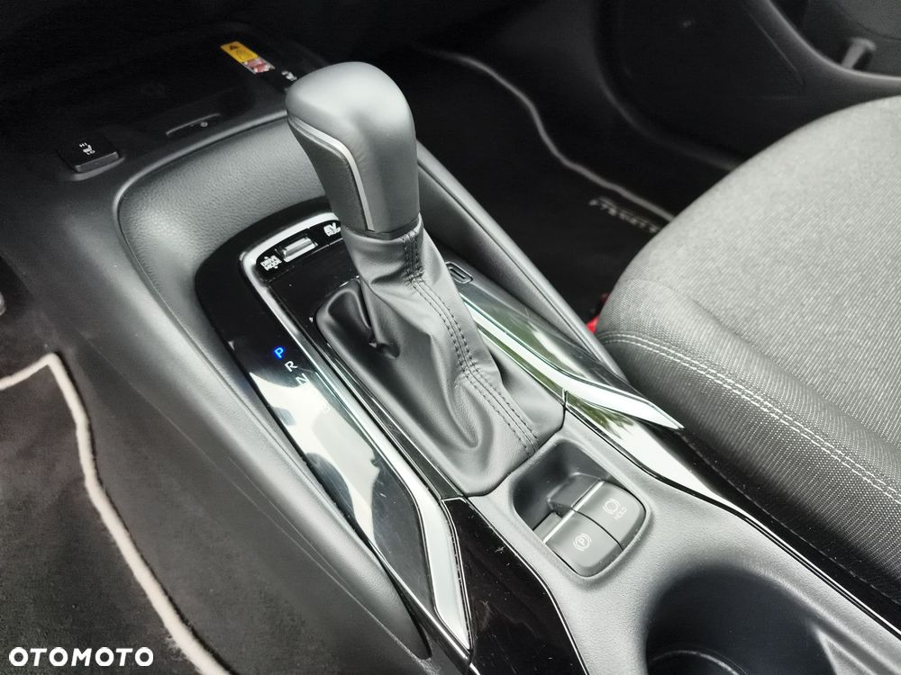 Toyota Corolla 1.8 Hybrid Style - 24