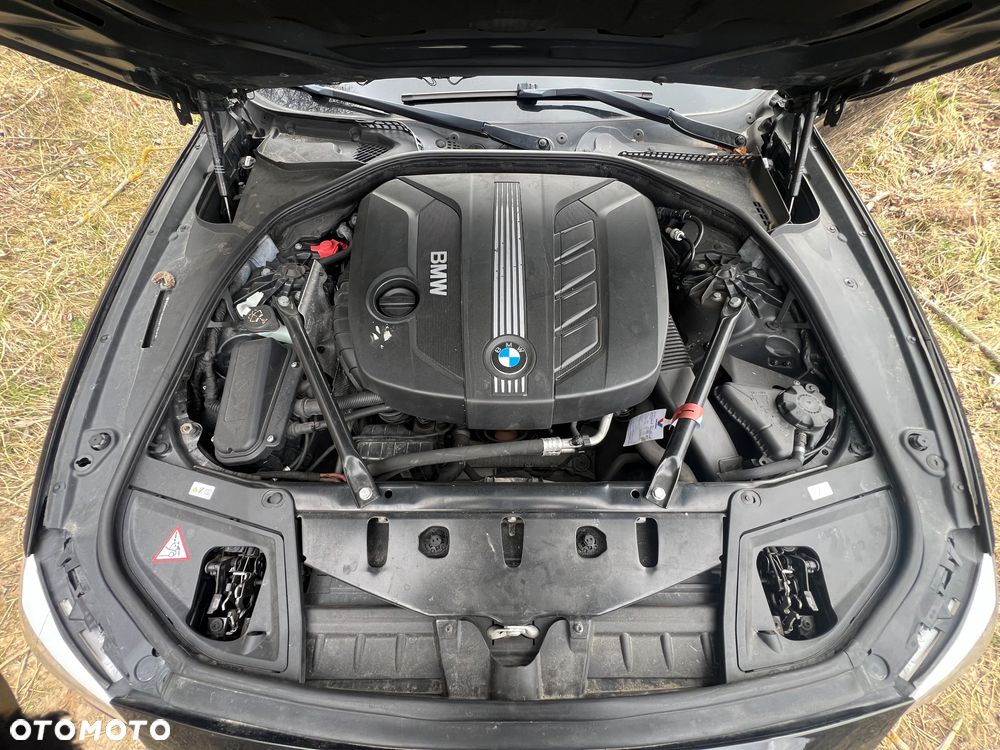 BMW Seria 5 - 12