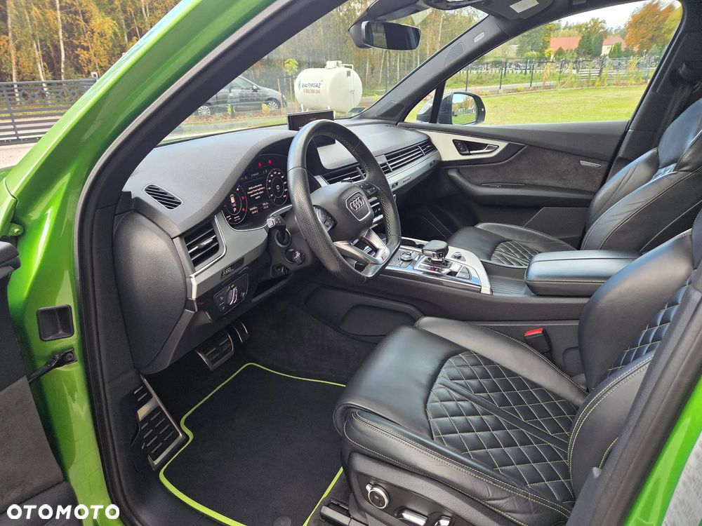 Audi Q7 - 11