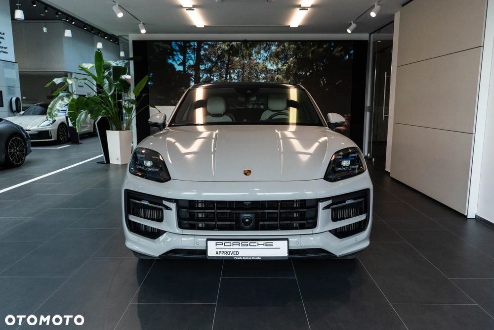 Porsche Cayenne Standard - 6