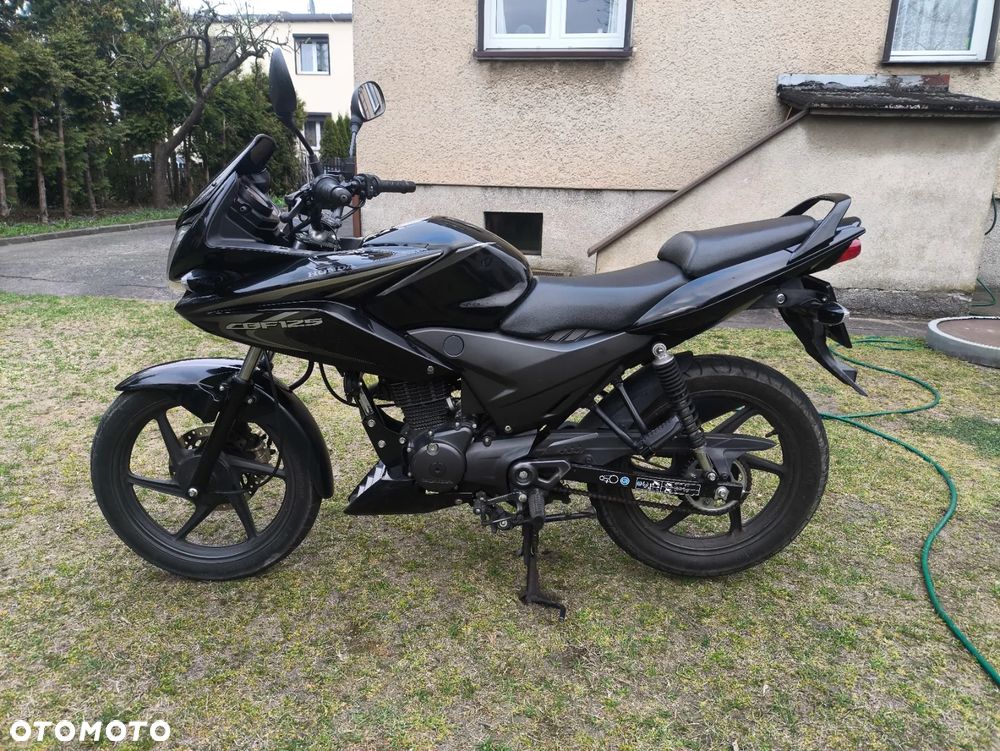 Honda CBF - 1