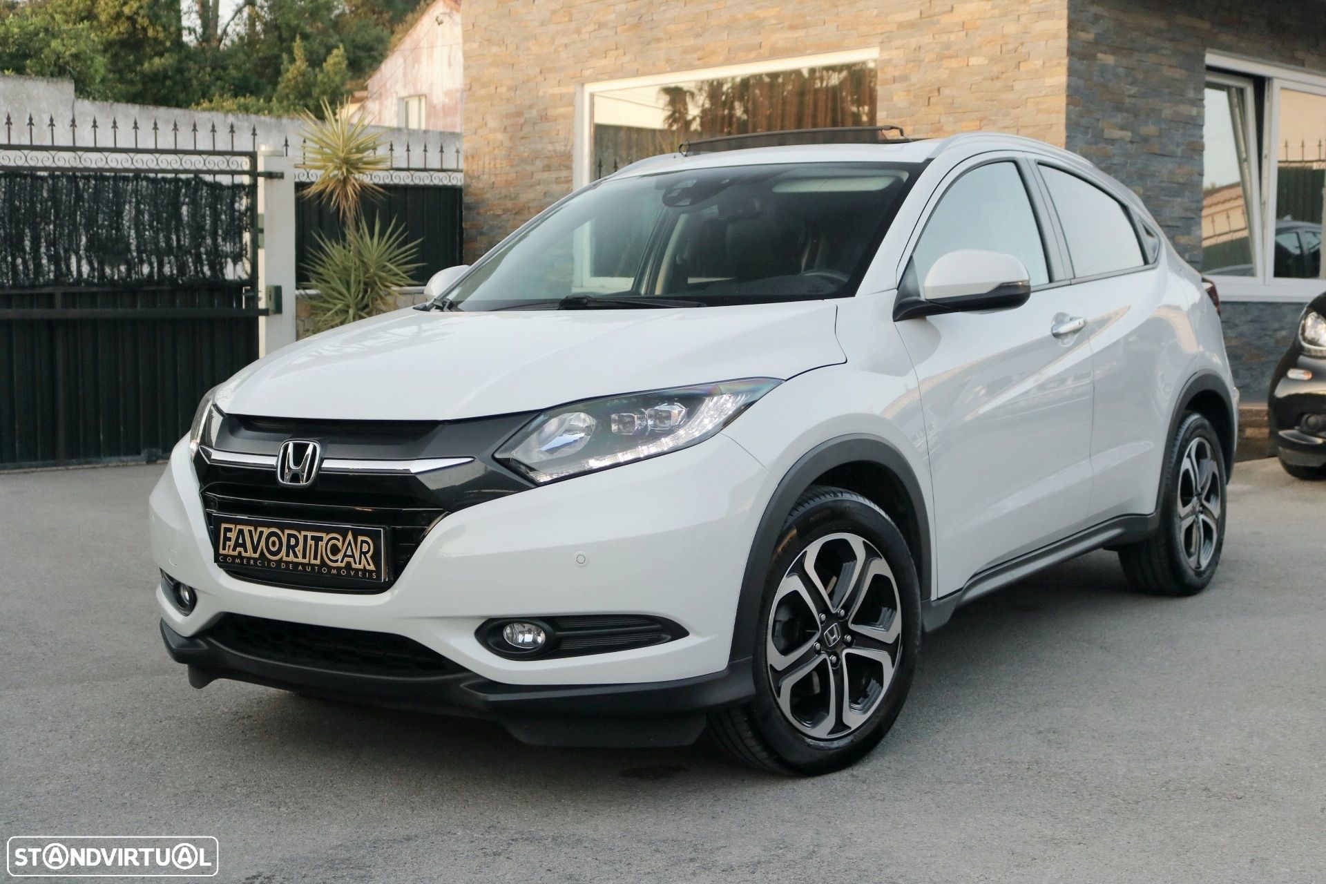 Honda HR-V 1.5 i-VTEC Elegance +C.Navi CVT - 1