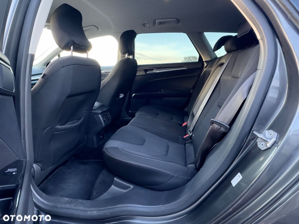 Ford Mondeo - 9