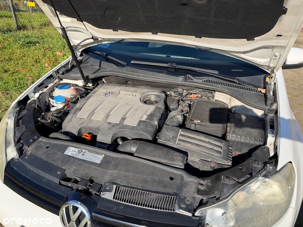 Volkswagen Golf - 14