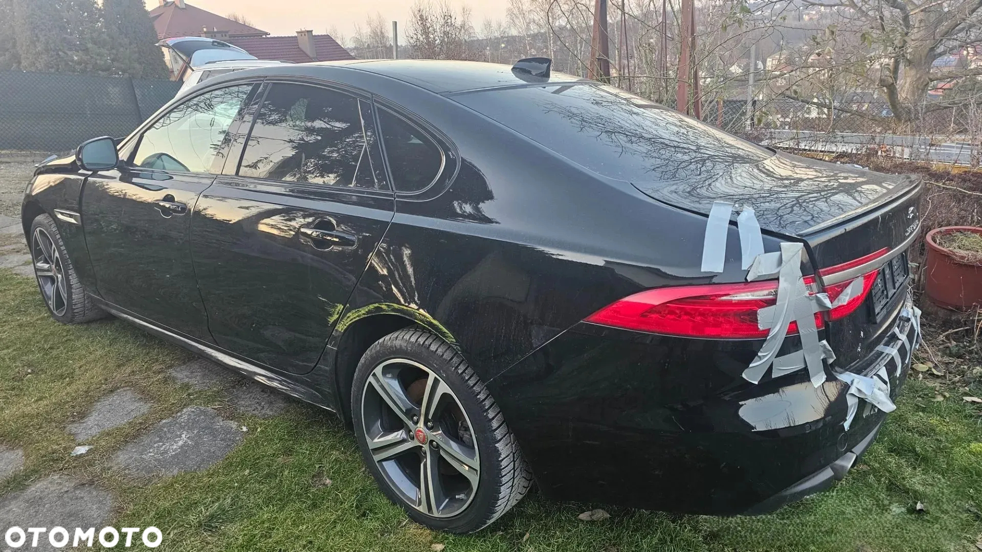 Jaguar XF 2.0 T AWD 300 Sport - 3
