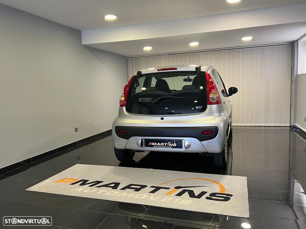 Peugeot 107 1.0 Trendy - 8