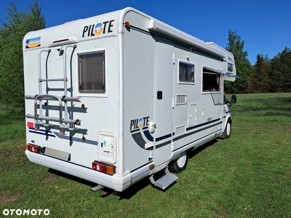 Ford Transit - 13