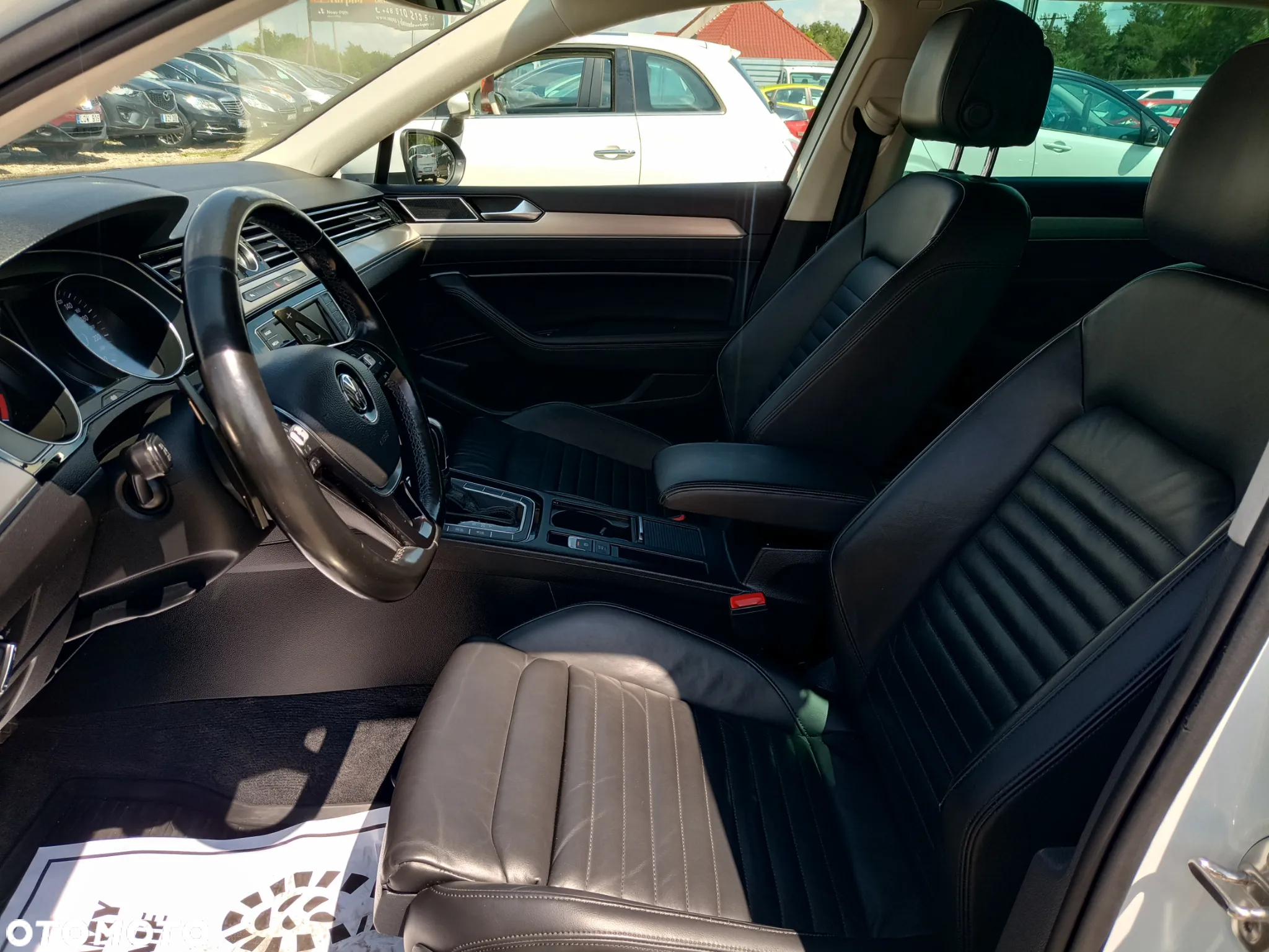 Volkswagen Passat 2.0 TDI BMT 4Mot Highline DSG - 14