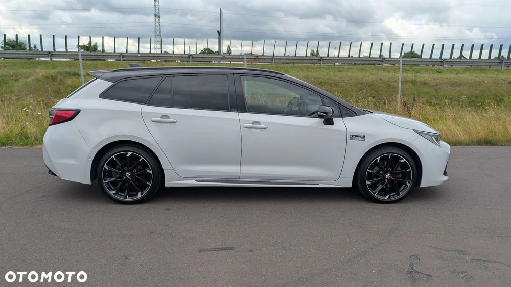 Toyota Corolla 2.0 Hybrid GR Sport - 3