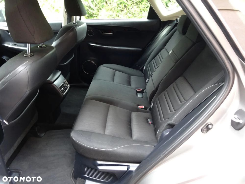 Lexus NX 300h Elite AWD - 21