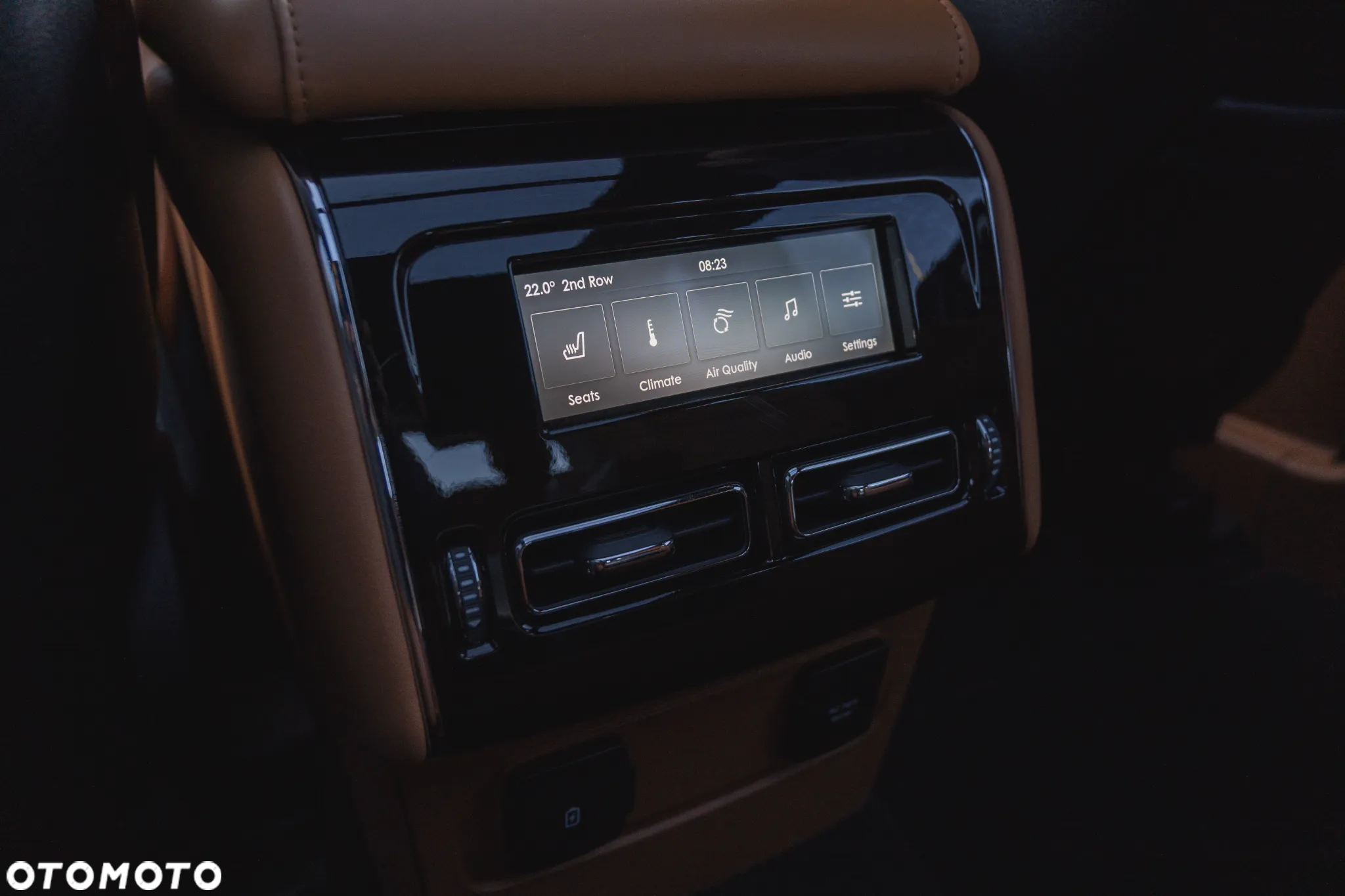 Lincoln Aviator - 24
