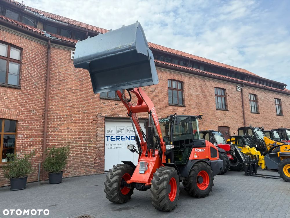 Kubota R082 - 8