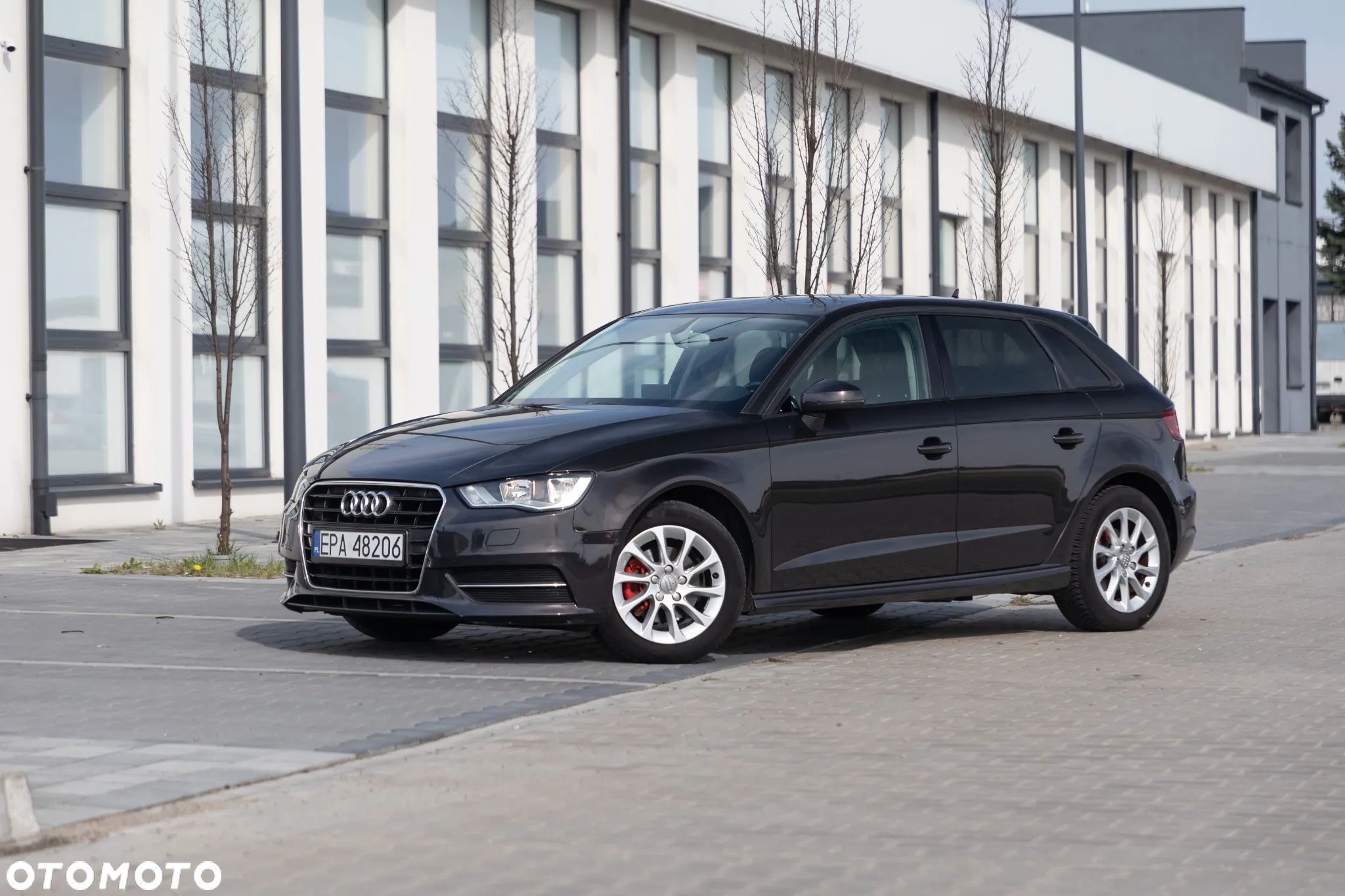 Audi A3 1.6 TDI ultra Attraction - 1