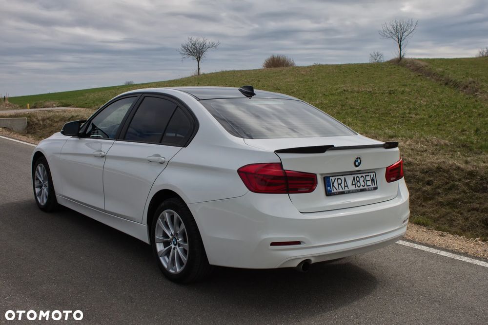 BMW Seria 3 320i xDrive Edition Luxury Line Purity - 4