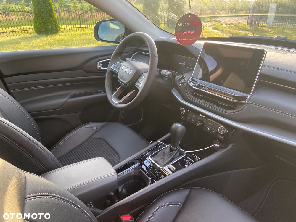 Jeep Compass - 2