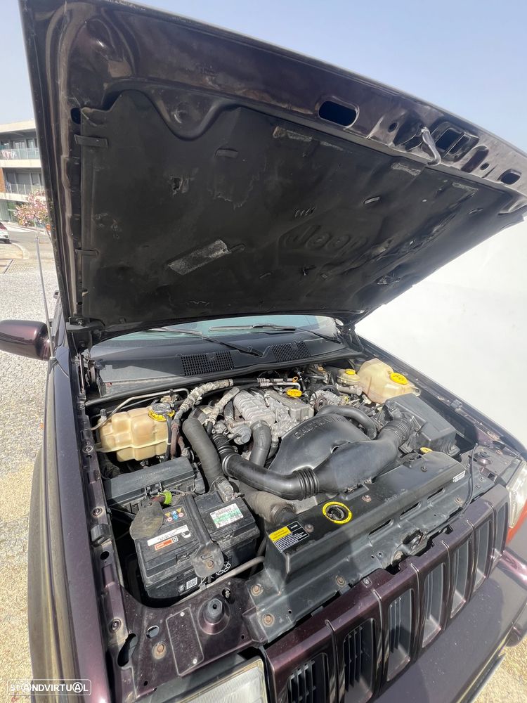 Jeep Grand Cherokee - 8