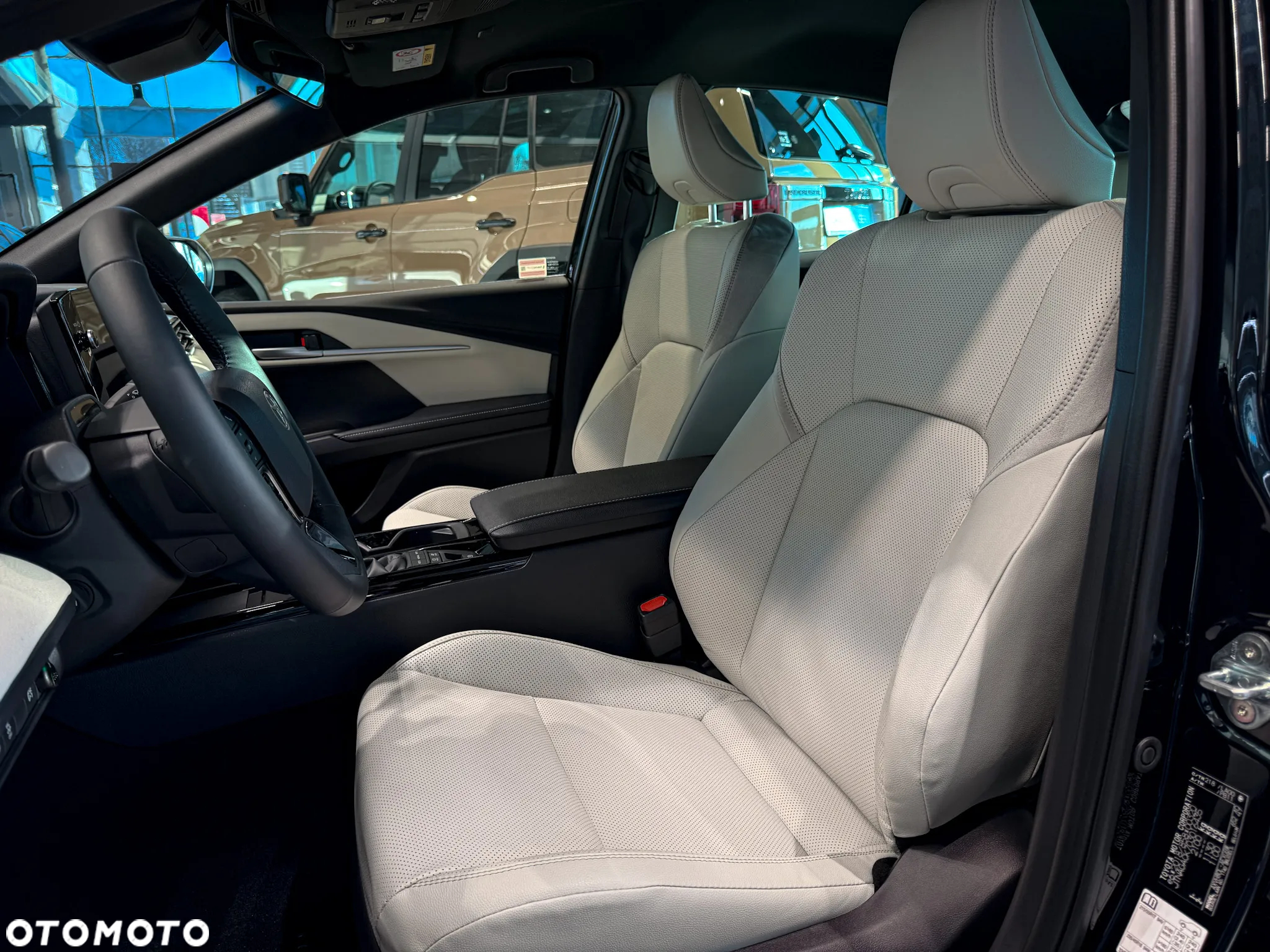 Toyota Camry 2.5 Hybrid Prestige CVT - 8