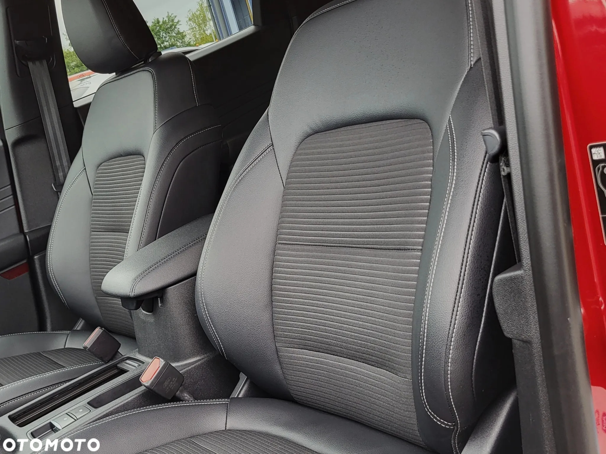 Ford Kuga 1.5 EcoBoost FWD Titanium X - 20